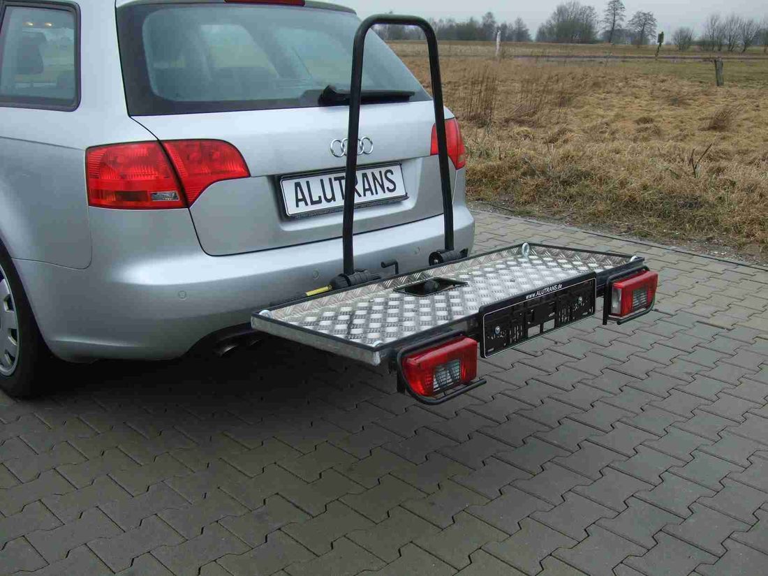 ALUTRANS Heckträger mit Aluminium-Plattform